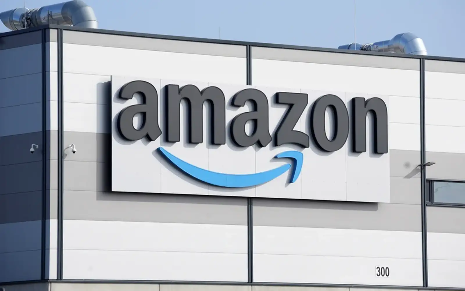 Cover Image for Amazon violated online shopper protection law, says judge