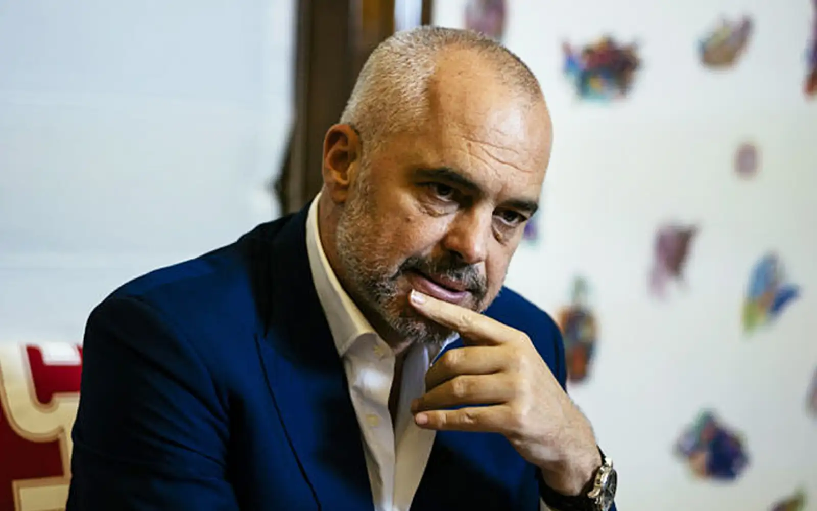Cover Image for Albanian election campaign dominated by corruption concerns