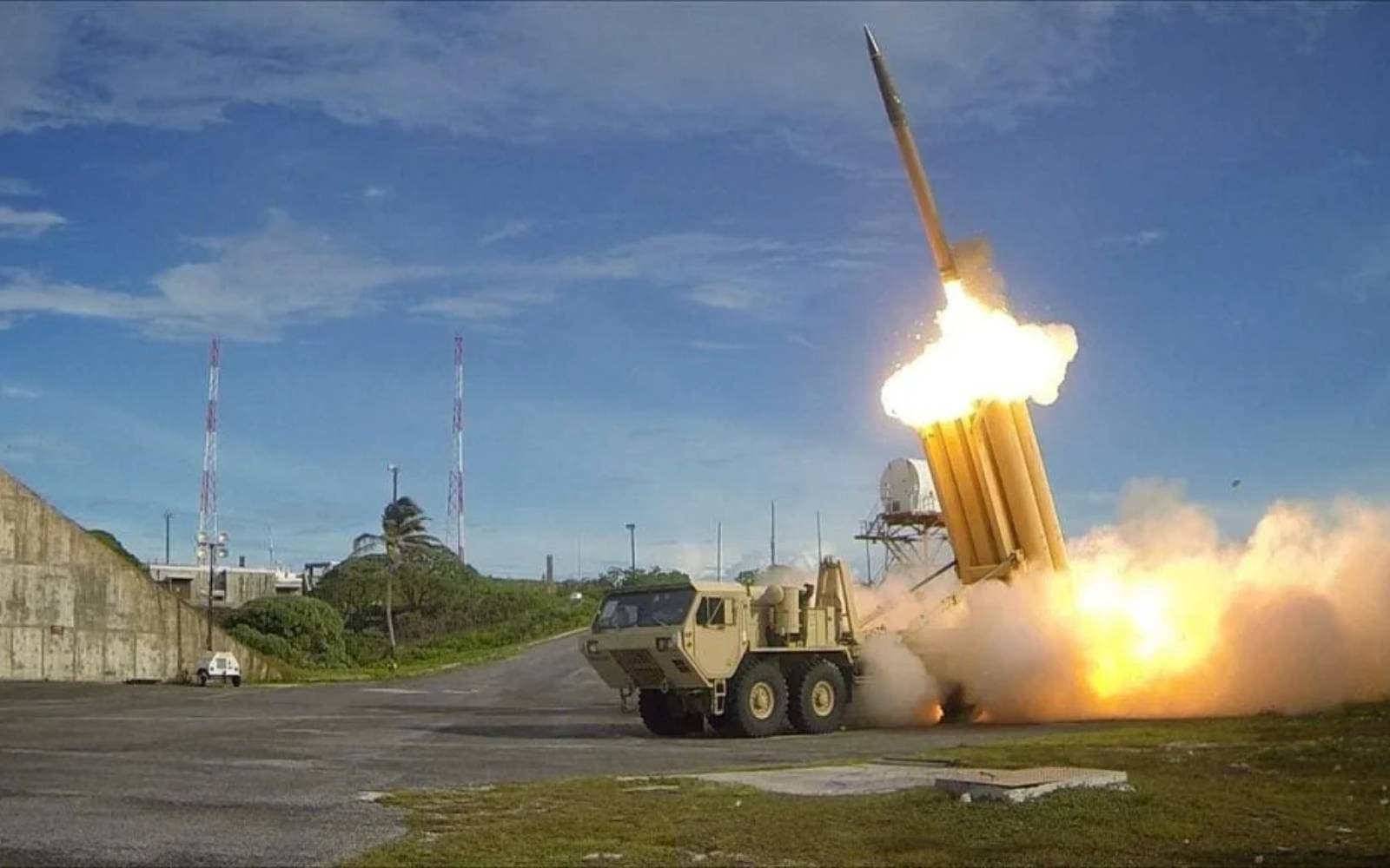 Cover Image for US halts some missile shipments to Ukraine over low stockpiles