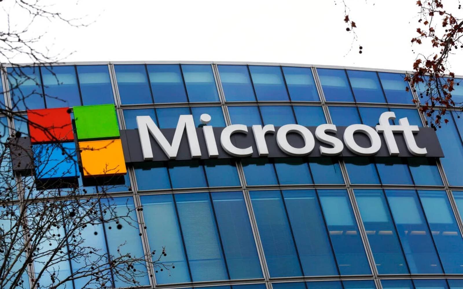 Cover Image for Microsoft laying off several thousand employees