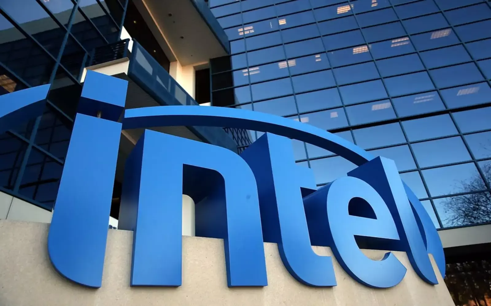 Cover Image for Nvidia bets big on Intel with US$5 billion stake and chip partnership