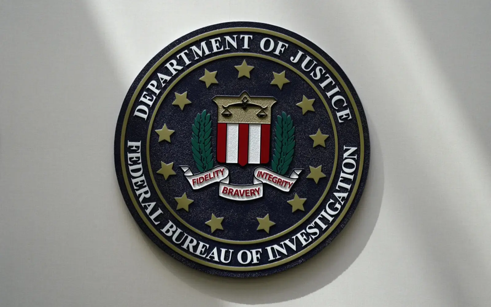 Cover Image for US violent crime fell 4.5% in 2024, down for second year running