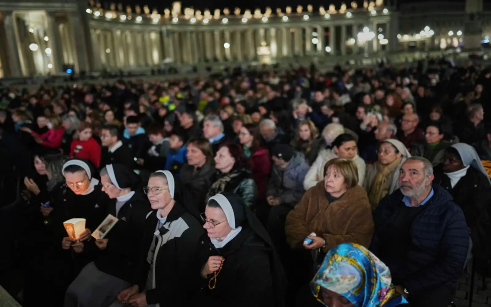 Cover Image for Vatican says Pope Francis responding well to pneumonia treatment