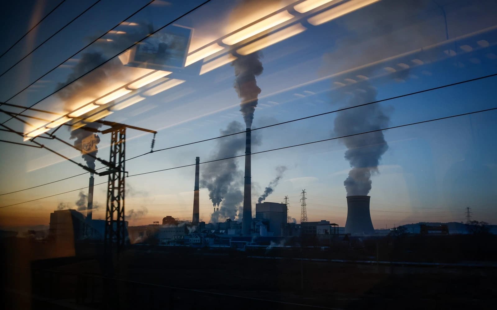 Cover Image for China coal power surges even as renewables hit record high