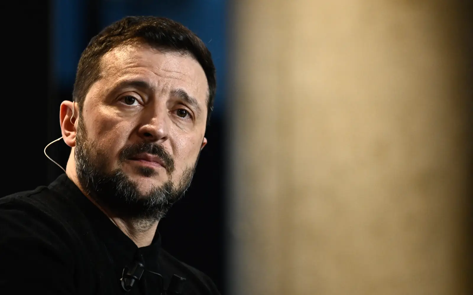 Cover Image for Zelensky to attend Paris summit on security guarantees for Ukraine