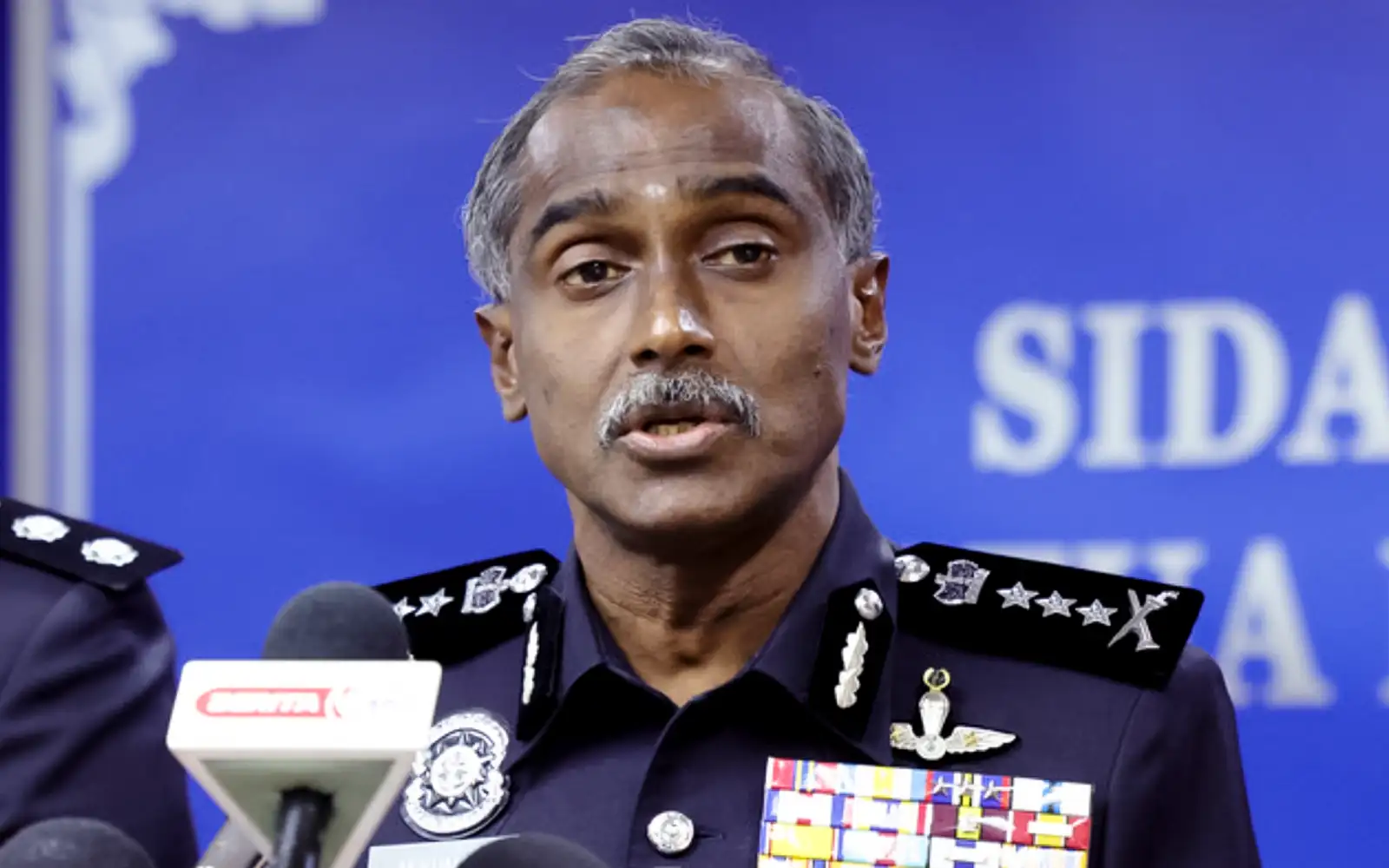 Cover Image for Johor police chief denies receiving aid from ‘Datuk’, blames AI for fake image
