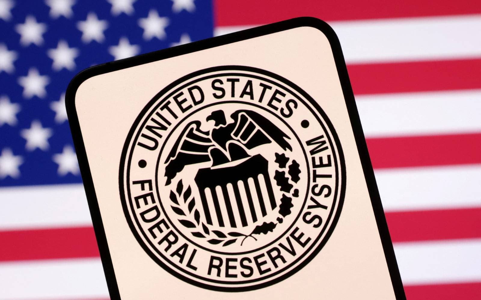 Cover Image for White House says decision on naming next Fed chair not ‘imminent’