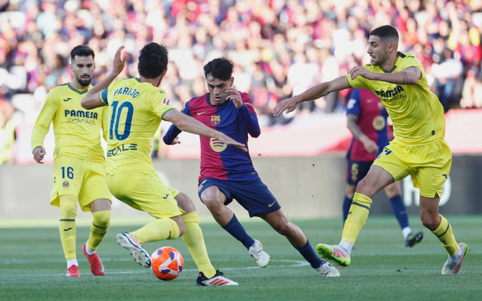Cover Image for Villarreal beat Barca to secure Champions League place