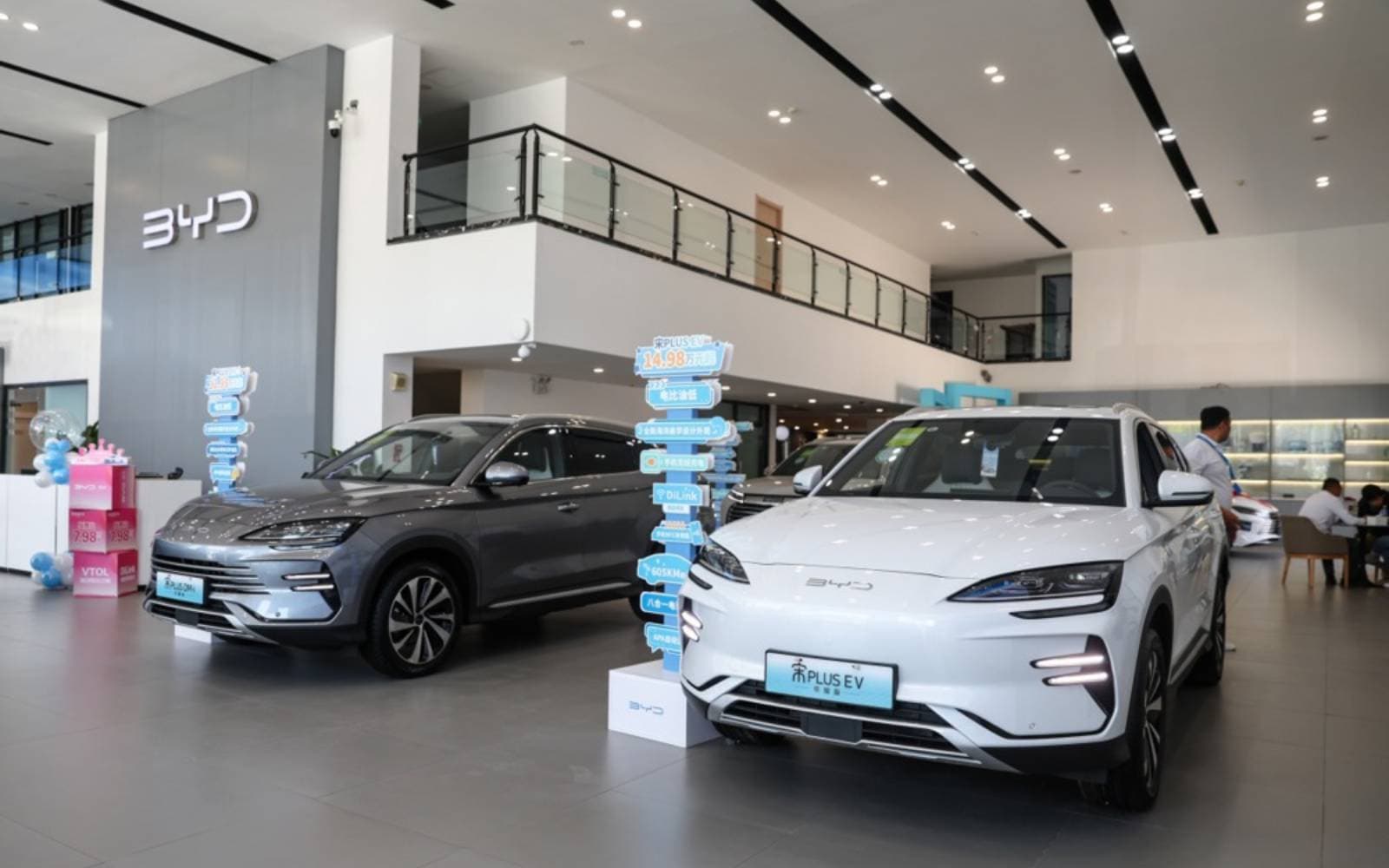 Cover Image for Chinese passenger car sales rise for a third month in April