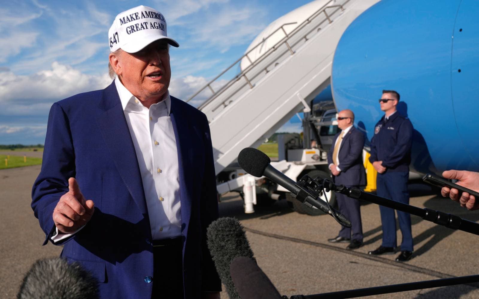 Cover Image for Trump says he expects Hamas decision in 24 hours on ‘final’ peace proposal