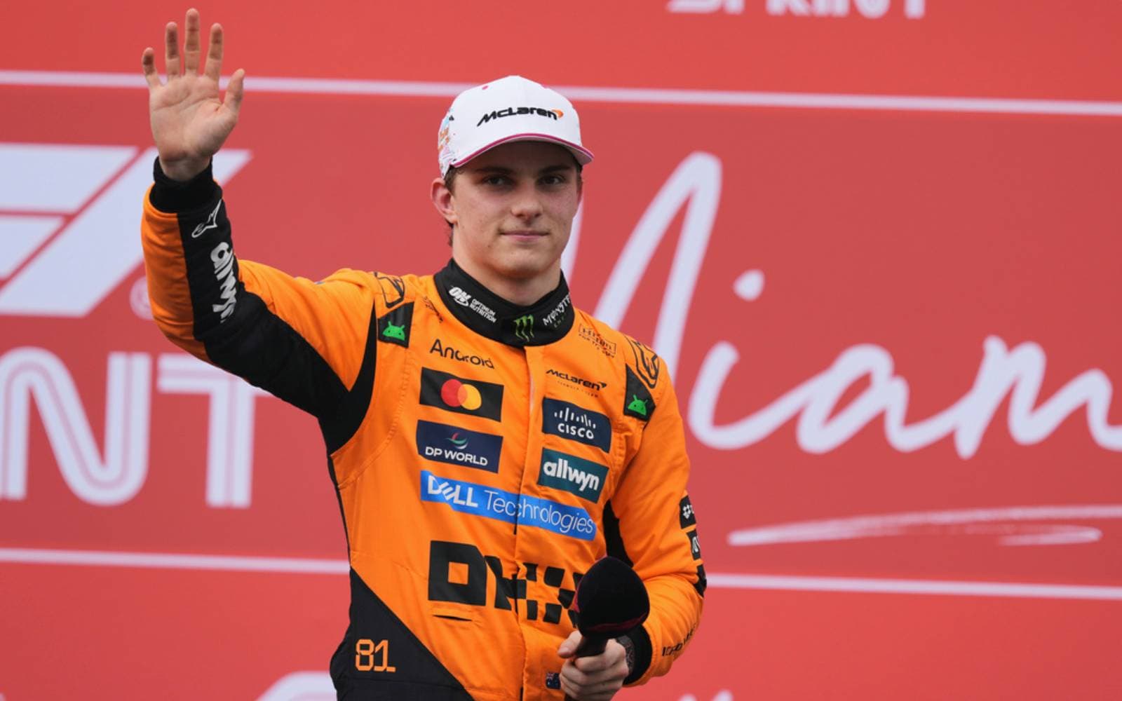 Cover Image for Piastri in control, Ferrari floundering as F1 arrives in Europe