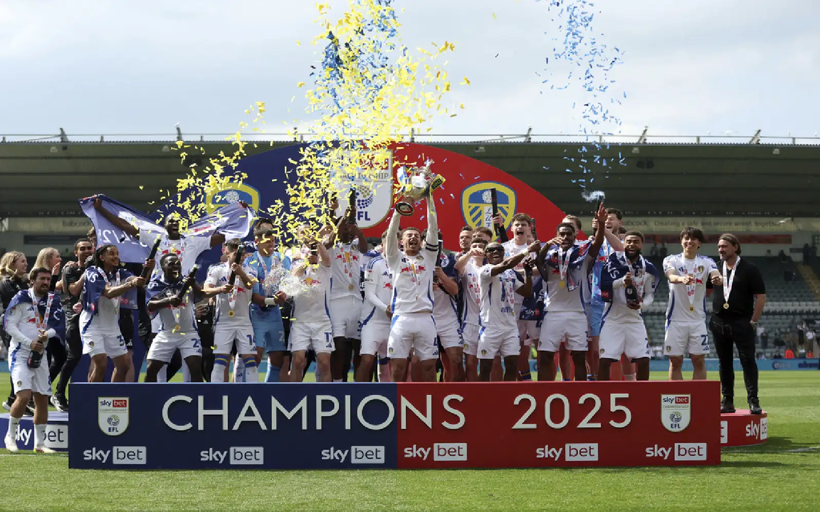 Cover Image for Leeds win Championship title on goal difference, Luton relegated