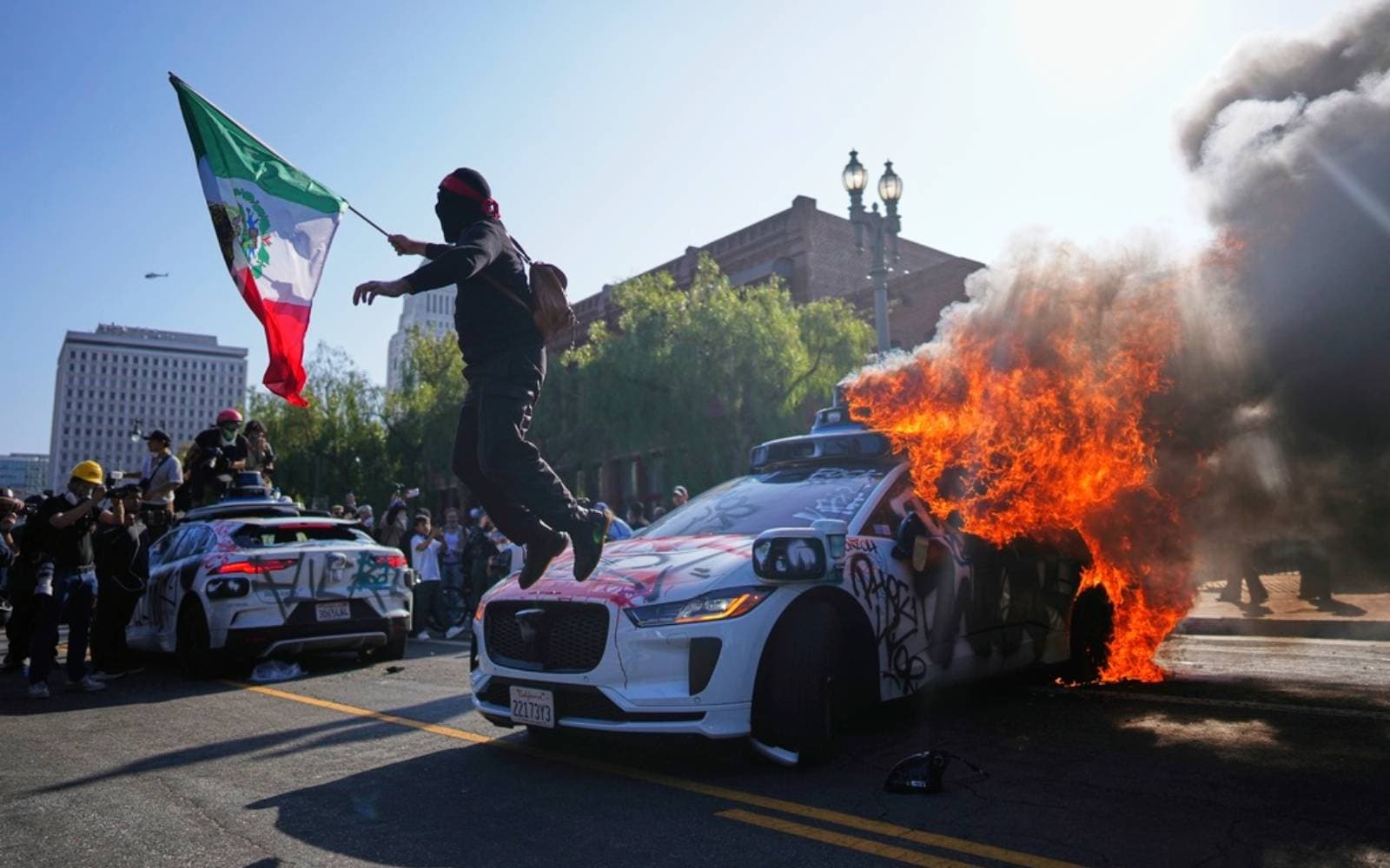 Cover Image for Mexico’s president rejects US official’s claim she encouraged LA protests