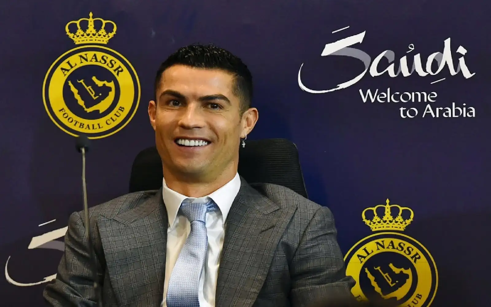 Cover Image for Cristiano Ronaldo to stay at Al Nassr until 2027