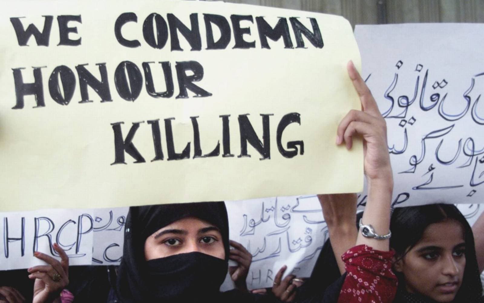 Cover Image for Viral ‘honour’ killing in southwest Pakistan triggers national outrage