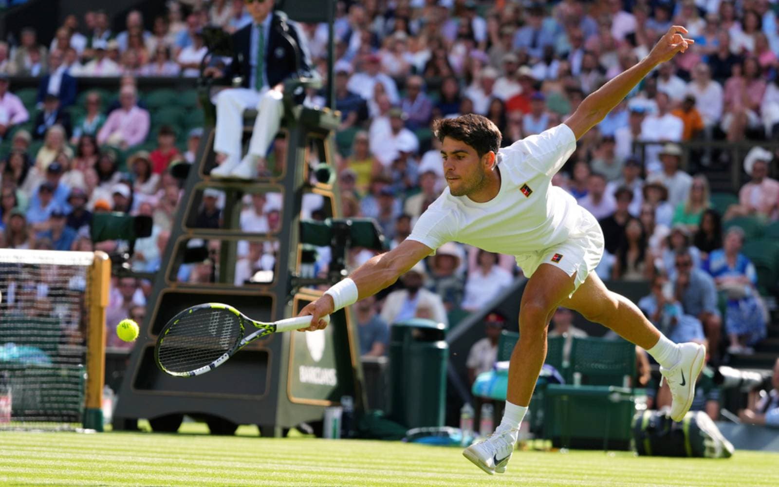 Cover Image for Alcaraz ends Tarvet’s Wimbledon adventure, Paolini crashes out