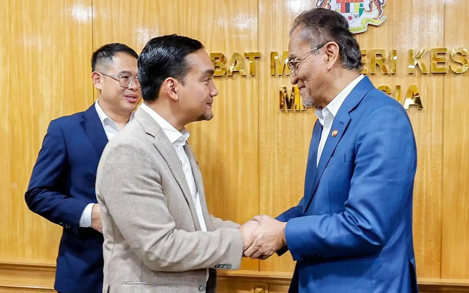 Cover Image for Johor, KKM setuju 3 hospital utama perlu isi jawatan kosong, naik taraf segera