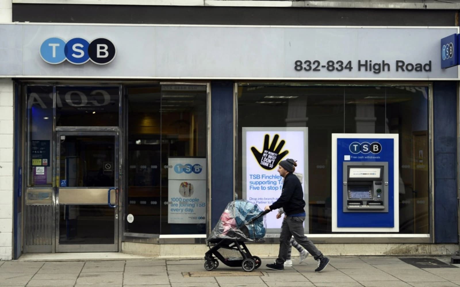Cover Image for Santander’s bet on Britain with TSB deal shows banks’ need for scale