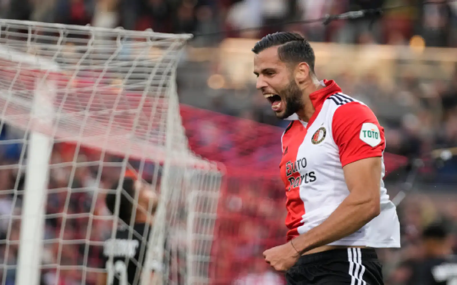 Cover Image for Atletico reach agreement with Feyenoord for defender Hancko