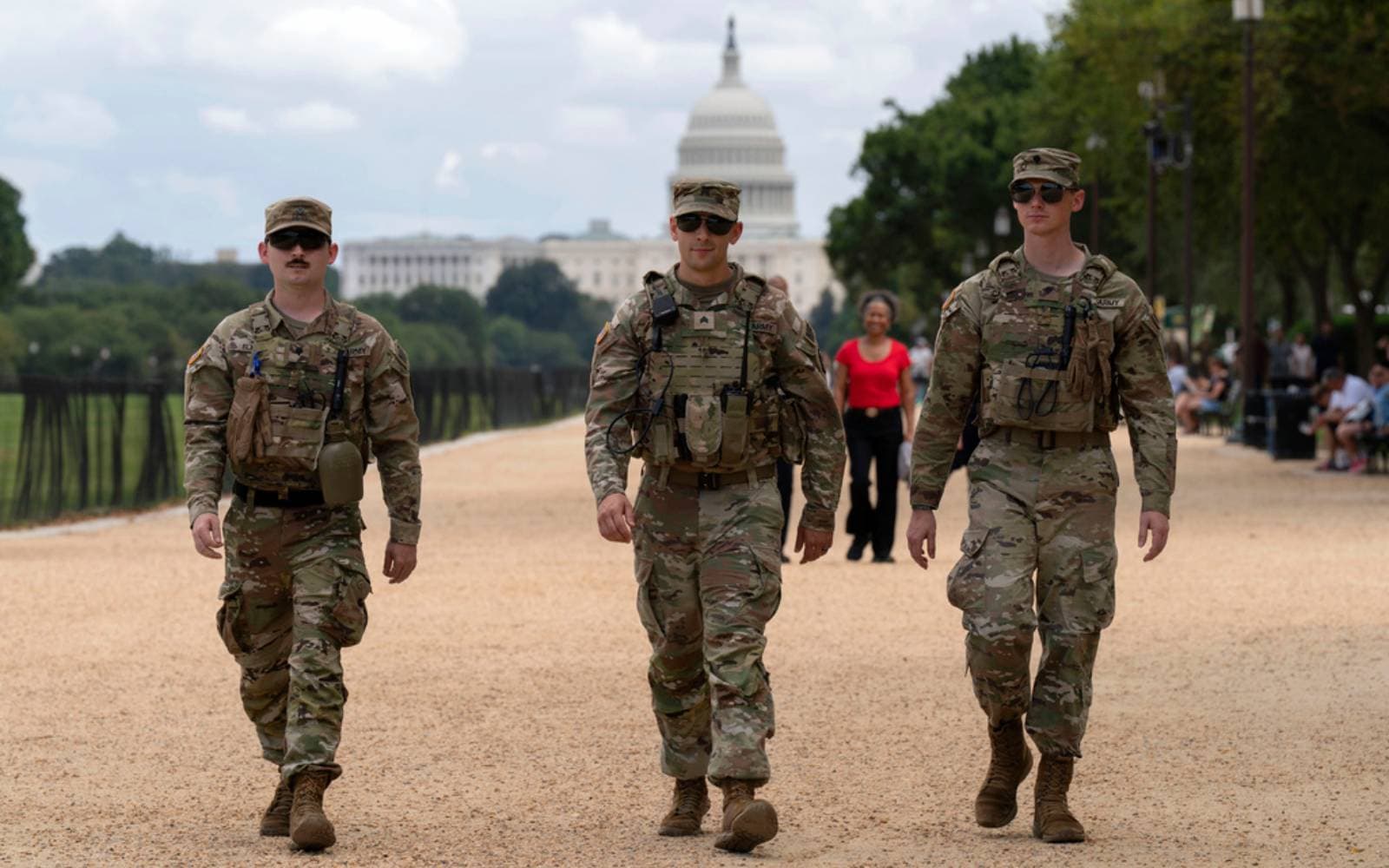 Cover Image for Trump clashes with Democrats as he expands National Guard plans