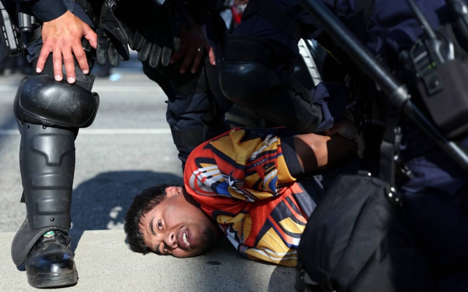 Cover Image for Rights group say excessive force used against LA protesters