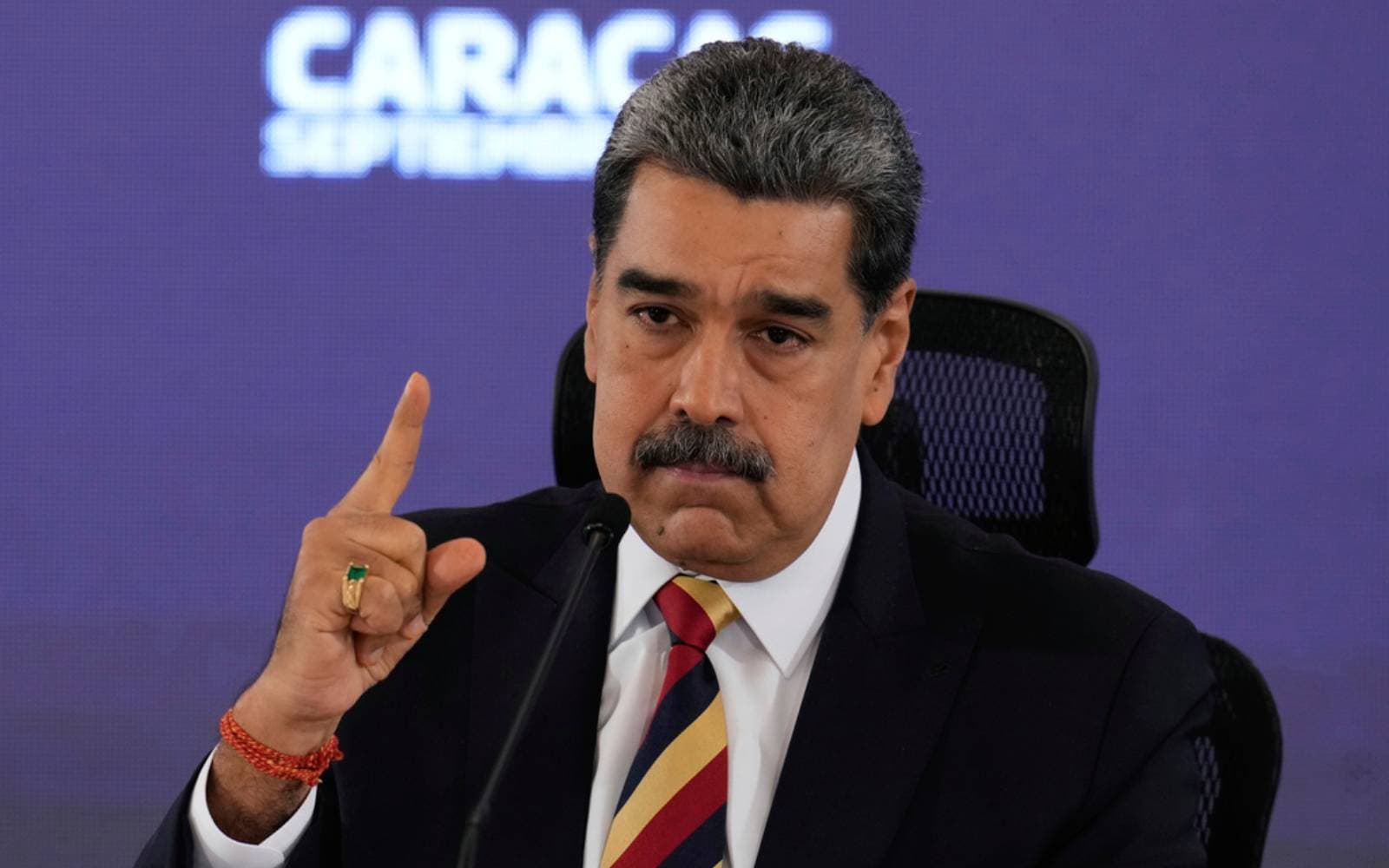 Cover Image for Venezuela’s Maduro says US seeking regime change with naval build-up