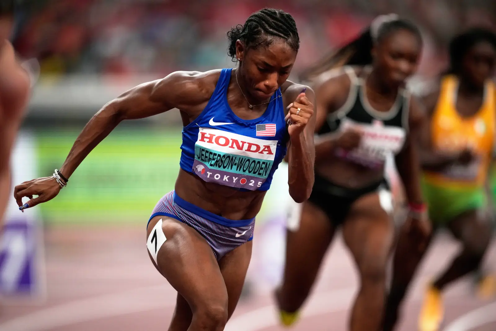 Cover Image for Jefferson-Wooden, Jackson on song in women’s 200m semis