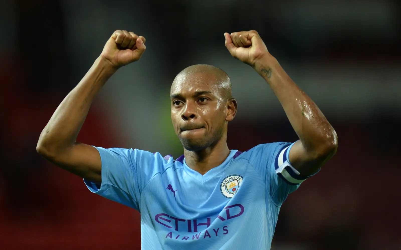 Cover Image for Former Brazil midfielder Fernandinho retires at 40