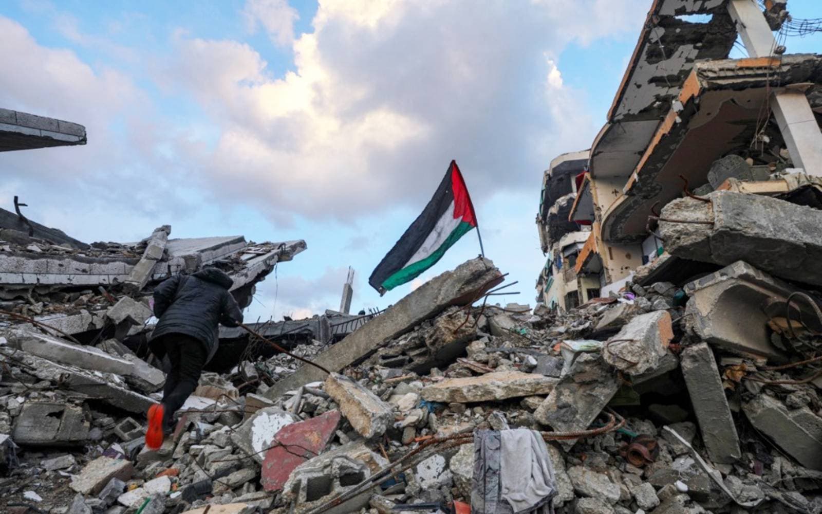 Cover Image for 30 bodies of one Palestinian family recovered from rubble in Gaza
