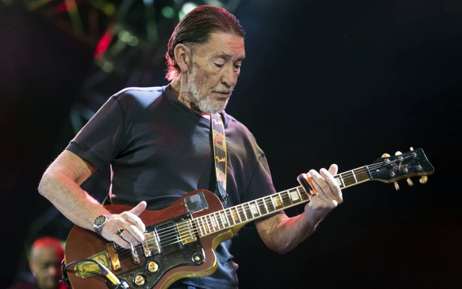 Cover Image for Chris Rea, singer of ‘Driving Home for Christmas’, dies at 74