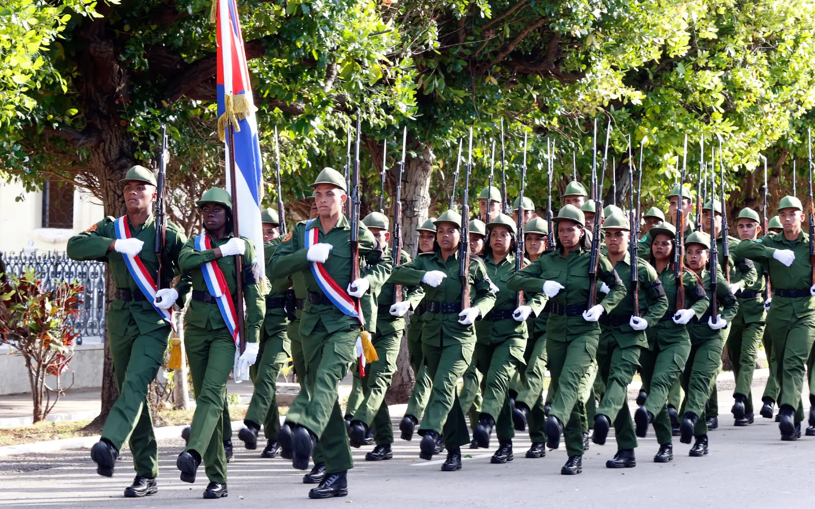 Cover Image for Cuba defends military drills as deterrent against US aggression