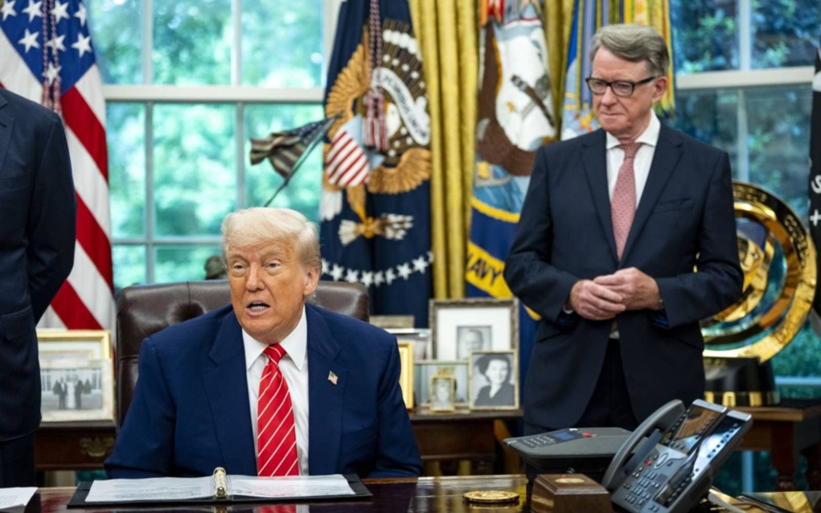 Cover Image for UK police release ex-envoy Mandelson on bail in Epstein case