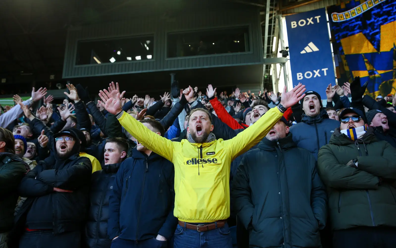 Cover Image for Leeds tell fans to respect break in play for Ramadan