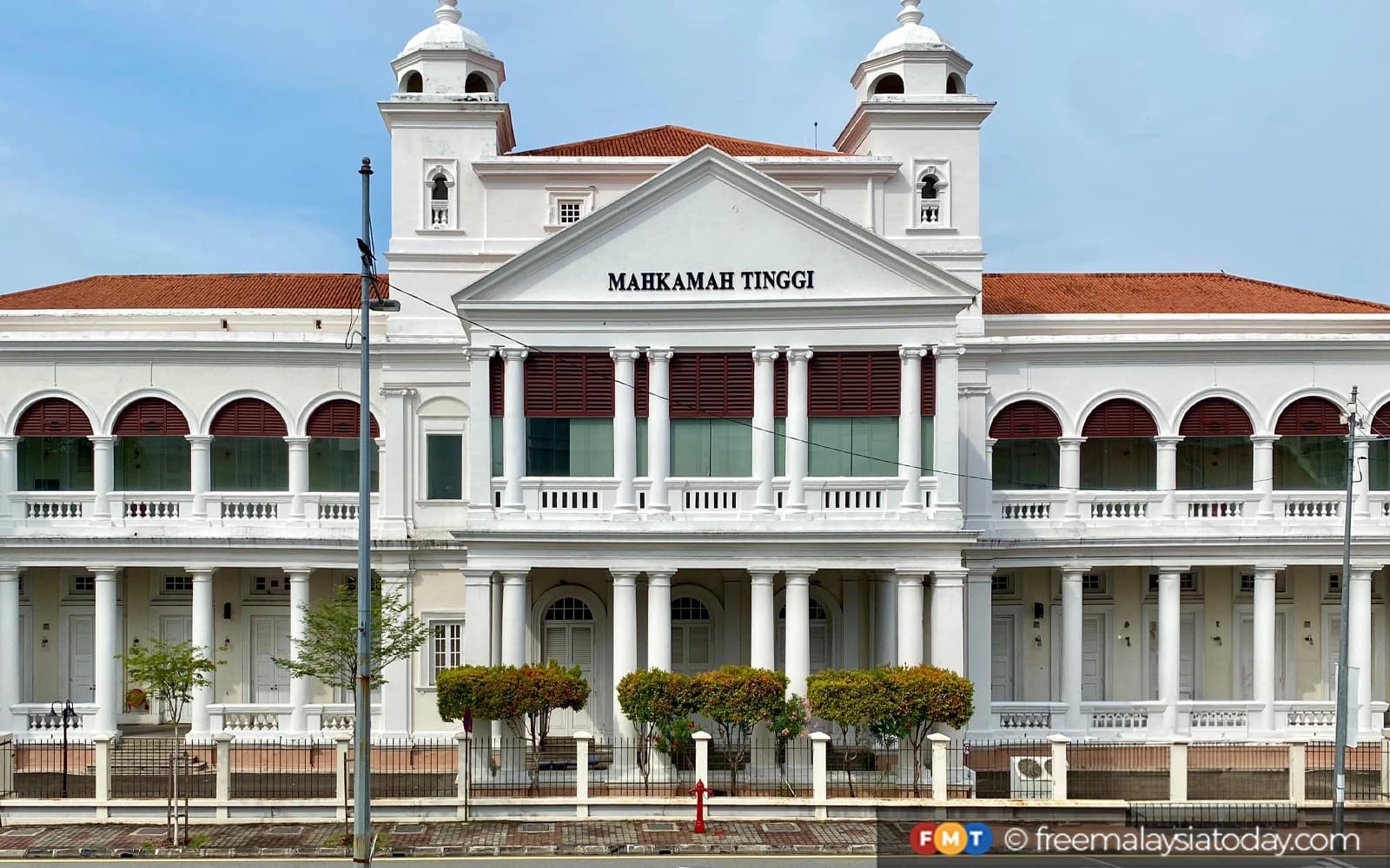 Cover Image for I was driven to ATM to get money for cops, woman tells court