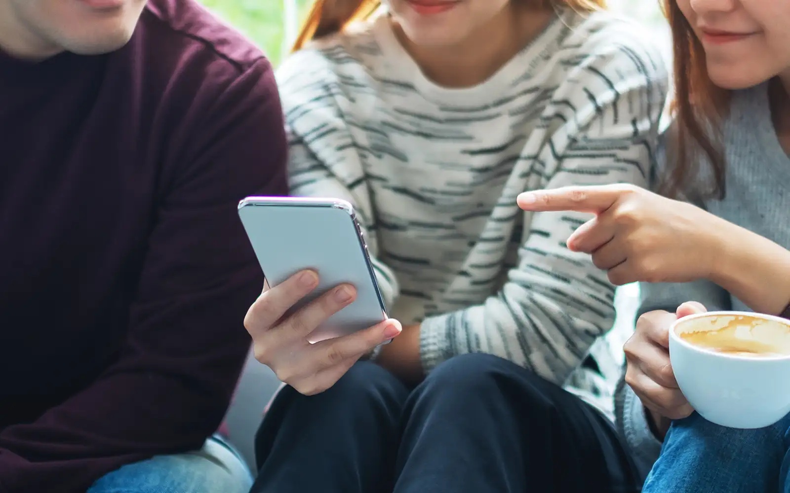 Cover Image for Govt bans social media for children under 16 from next year