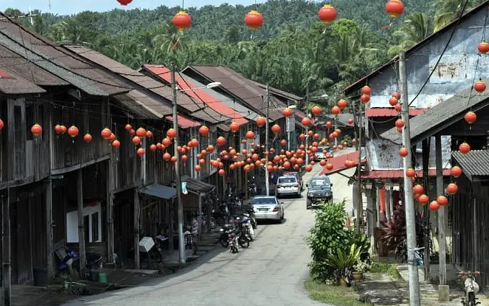 Cover Image for Govt asked to explain transfer of New Villages affairs to housing ministry