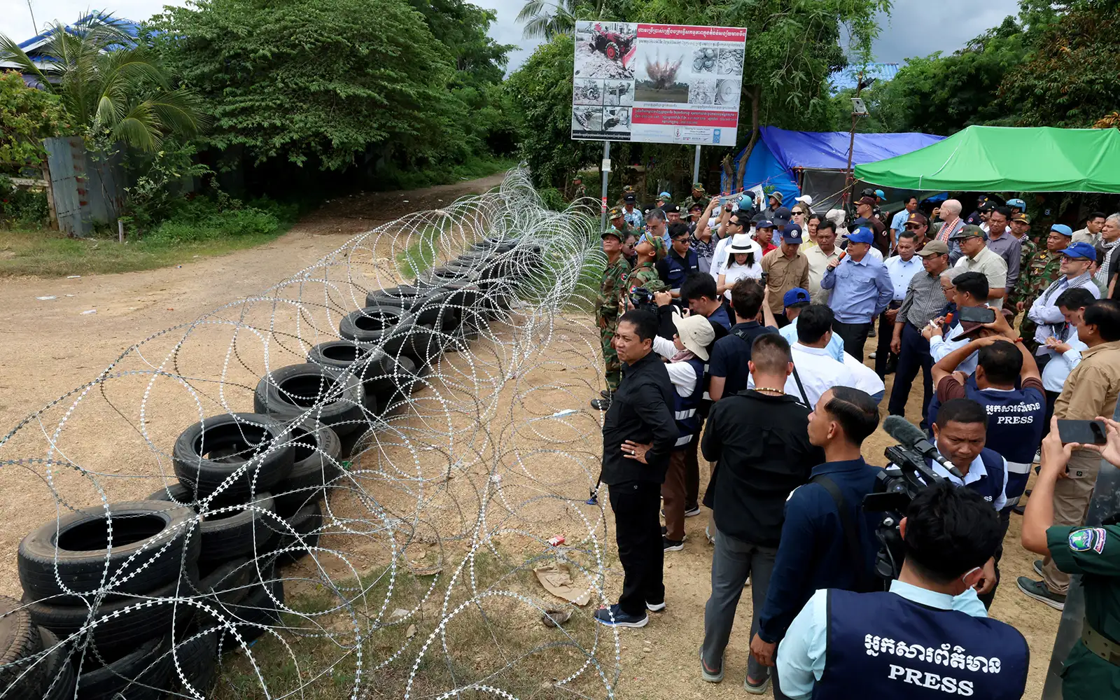 Cover Image for Hidden hands scuttling peace process in Thai-Cambodian conflict