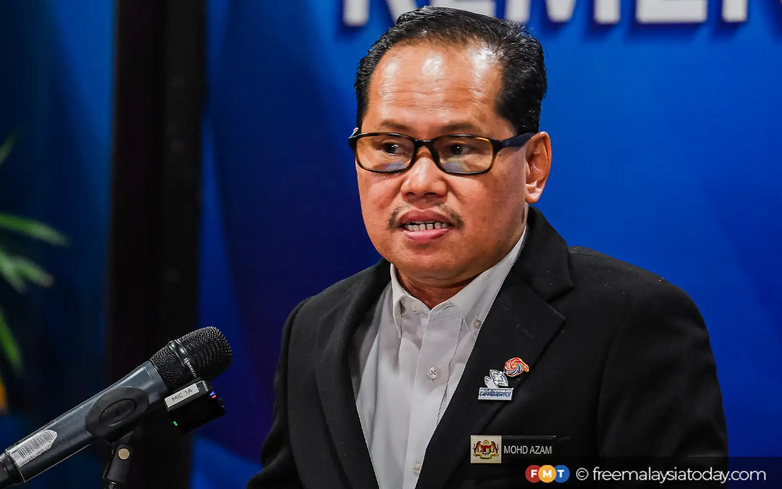 Cover Image for Health, disciplinary reports now mandatory when changing schools