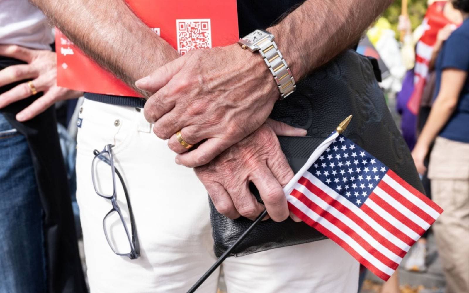 Cover Image for US to limit refugees to record low 7,500, mostly white South Africans