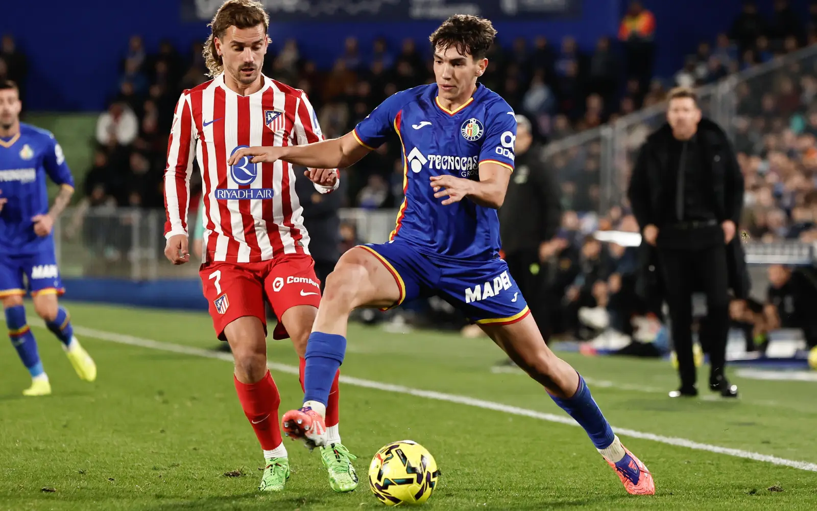 Cover Image for Atletico snatch late win at Getafe with own goal