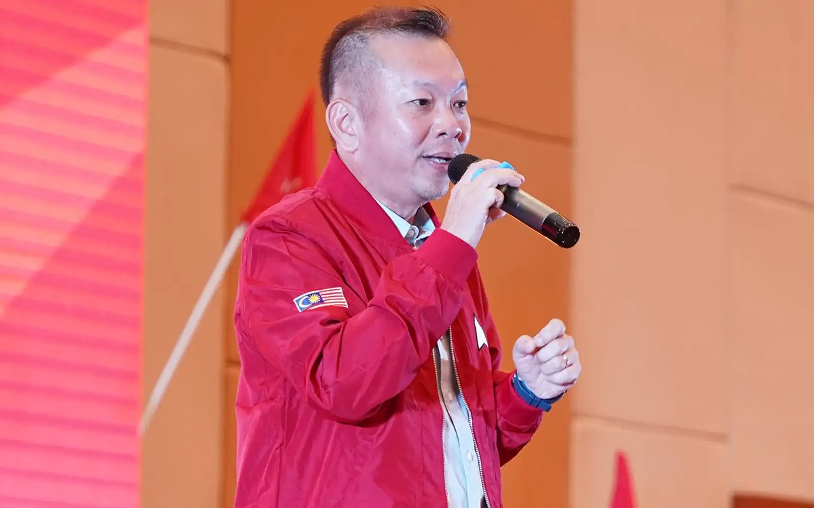 Cover Image for Calon DAP seru rakyat Sabah pilih kestabilan, elak tukar kerajaan