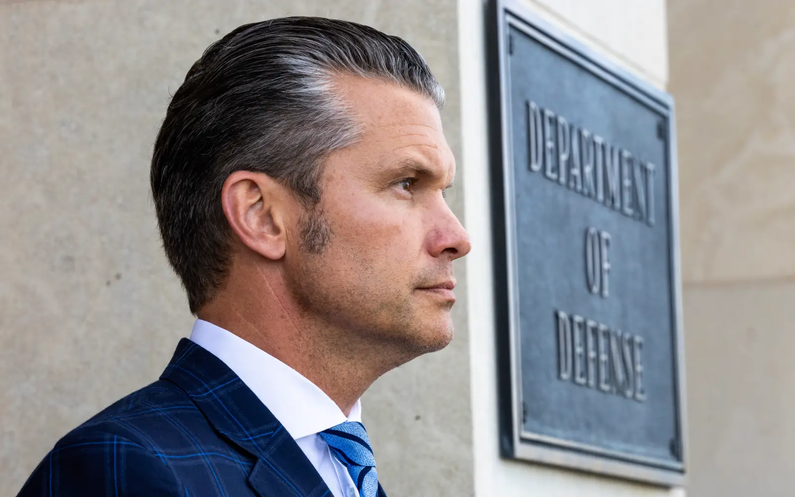Cover Image for Probe finds Hegseth’s Signal use could have put US troops at risk