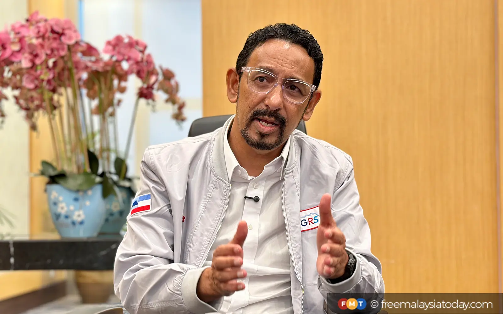 Cover Image for Better to be friendly than hostile with Putrajaya, says GRS man