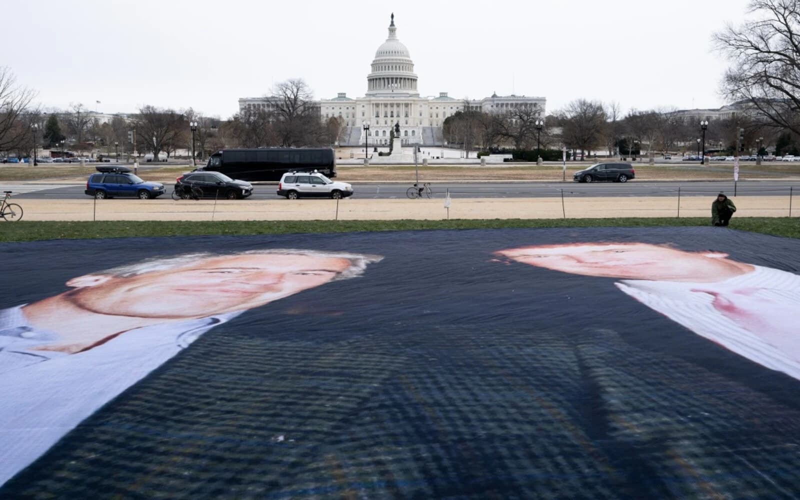 Cover Image for Trump flew on Epstein jet eight times in the ’90s, according to prosecutor email