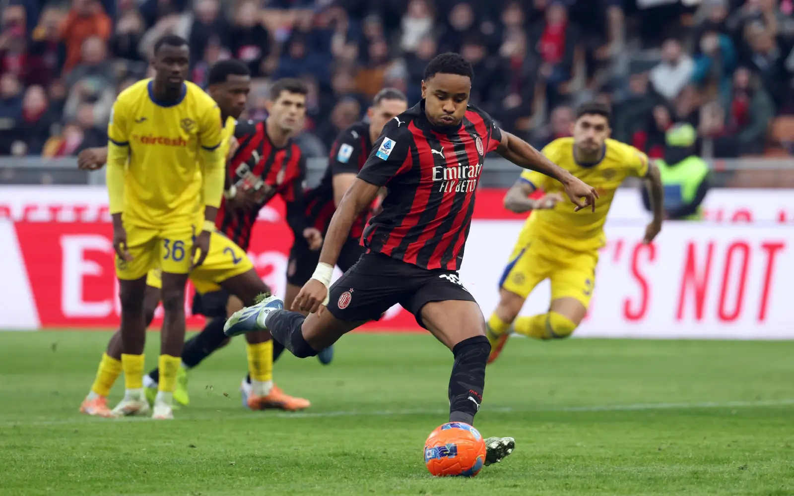 Cover Image for Nkunku breaks Serie A goal duck to fire AC Milan top