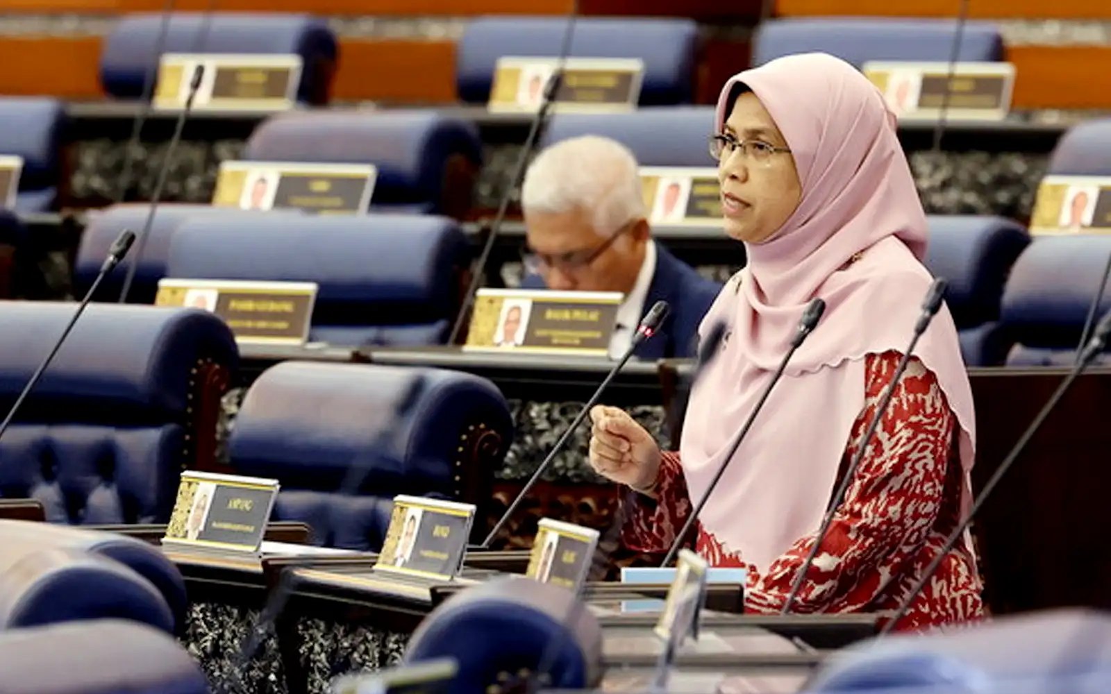 Cover Image for MP proposes third capital in Borneo to complement KL and Putrajaya