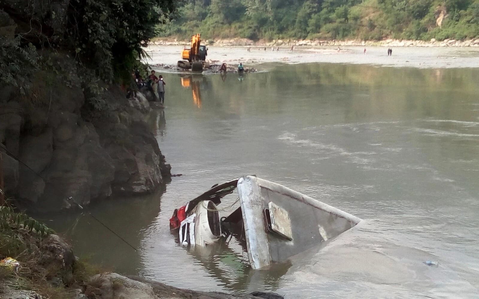 Cover Image for Bus crash in Nepal claims 19 lives, including British tourist