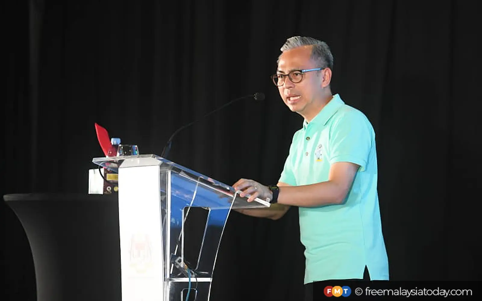 Cover Image for Ibu bapa perlu kawal penggunaan internet anak, kata Fahmi