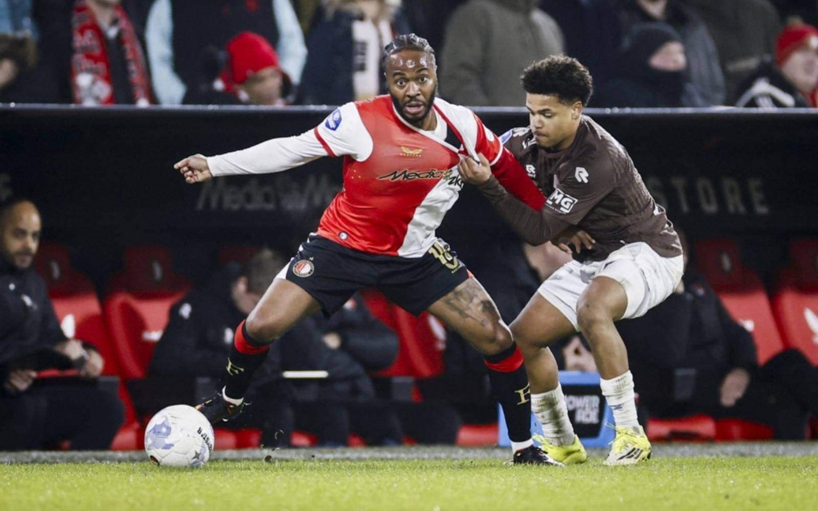 Cover Image for Sterling makes Dutch league debut in Feyenoord victory