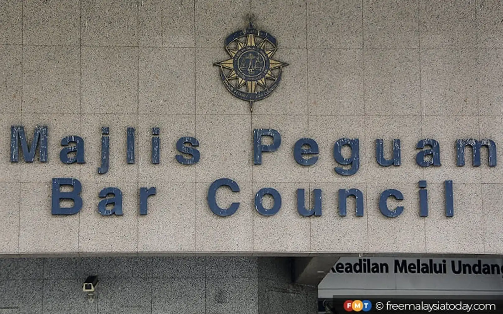 Cover Image for Majlis Peguam tak boleh ambil tindakan terhadap peguam palsu